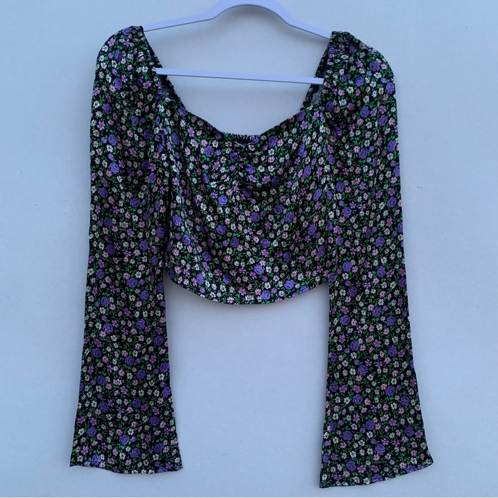 Topshop Women’s Black and Purple Bell Sleeve Smocked Crop Top Size 2